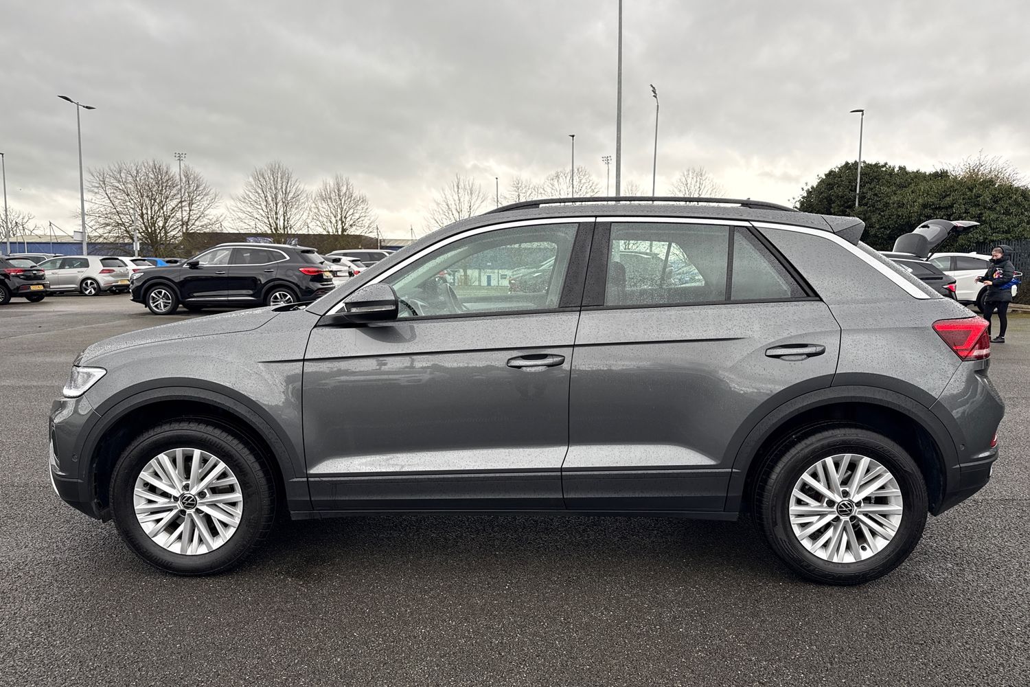 Used Volkswagen T-Roc 2023 for sale - 77686929: Photo 31