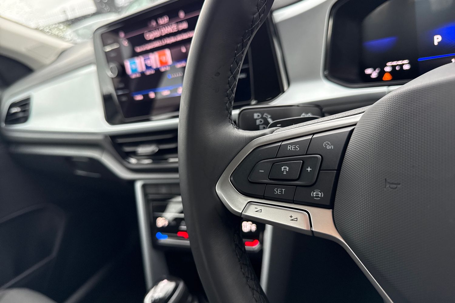 Used Volkswagen T-Roc 2023 for sale - 77686929: Photo 38