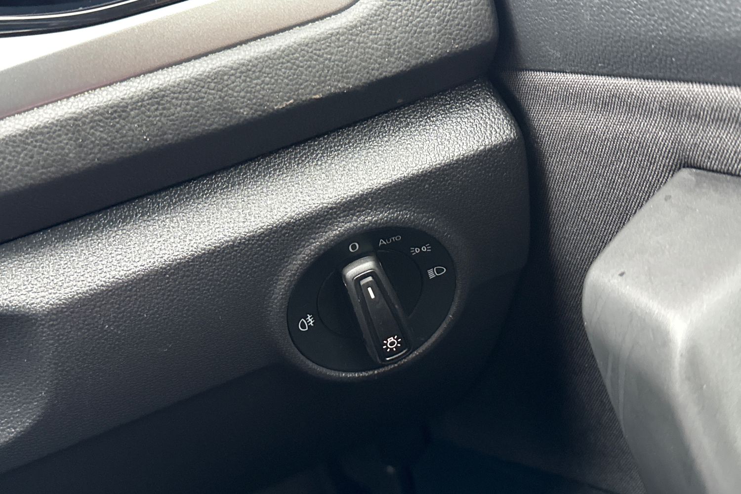 Used Volkswagen T-Roc 2023 for sale - 77686929: Photo 42