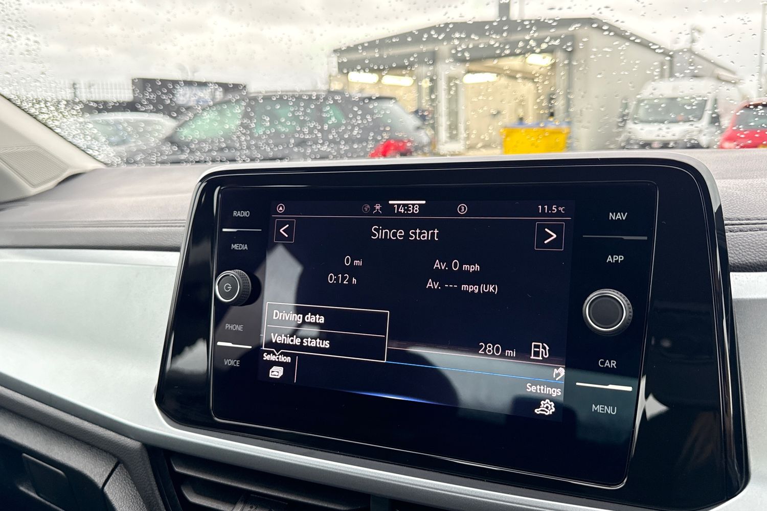 Used Volkswagen T-Roc 2023 for sale - 77686929: Photo 49