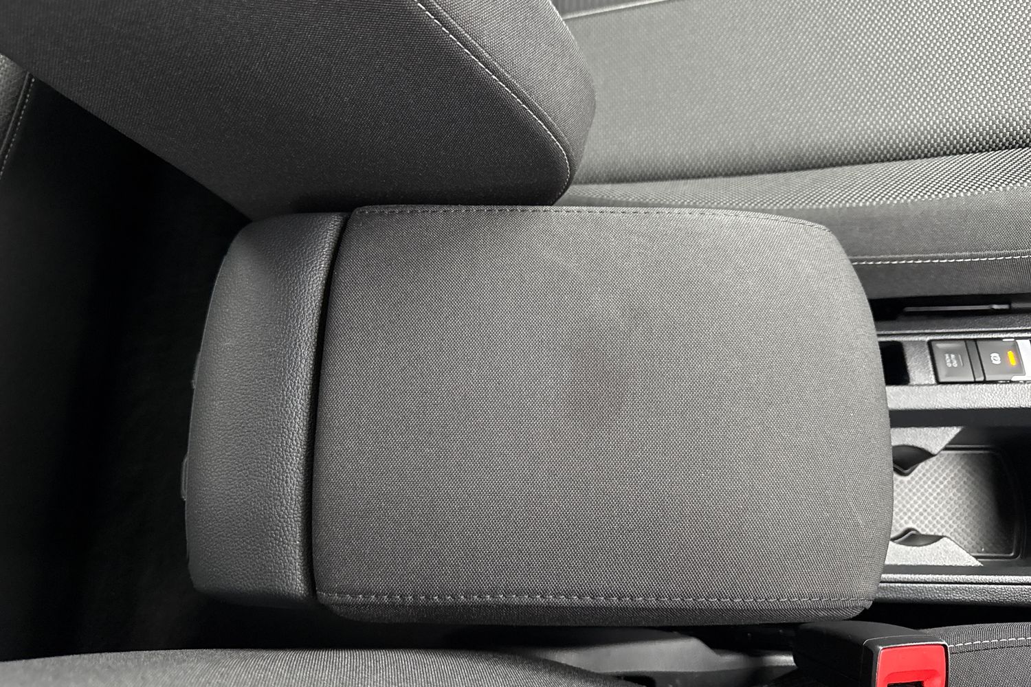 Used Volkswagen T-Roc 2023 for sale - 77686929: Photo 56