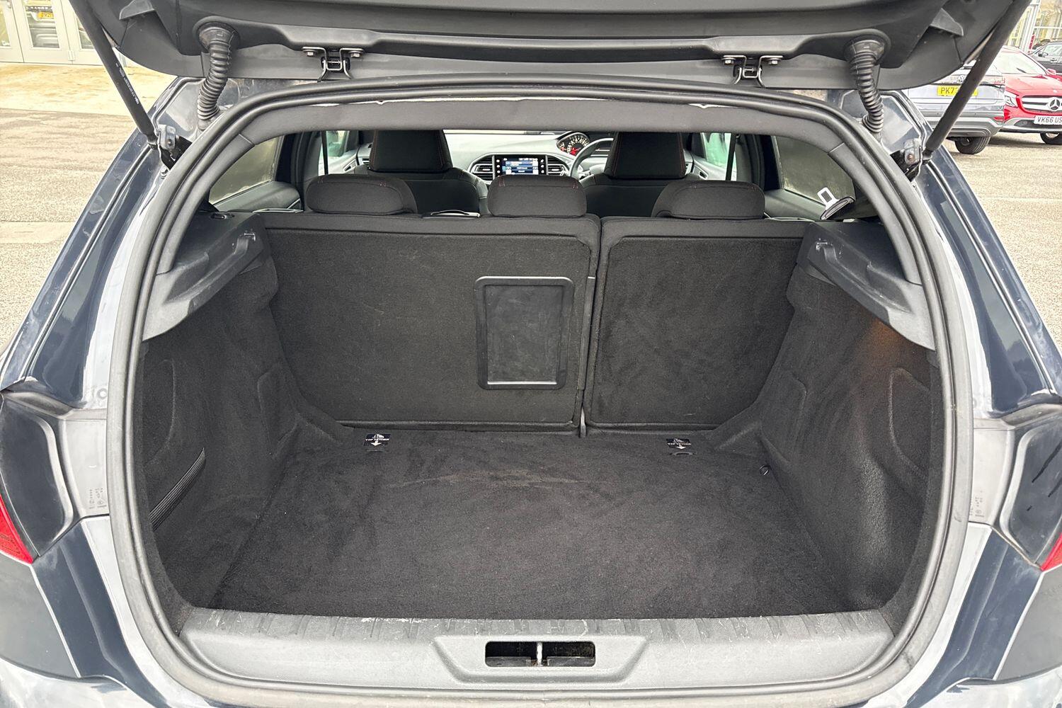 Used Peugeot 308 2016 for sale - 77417755: Photo 9