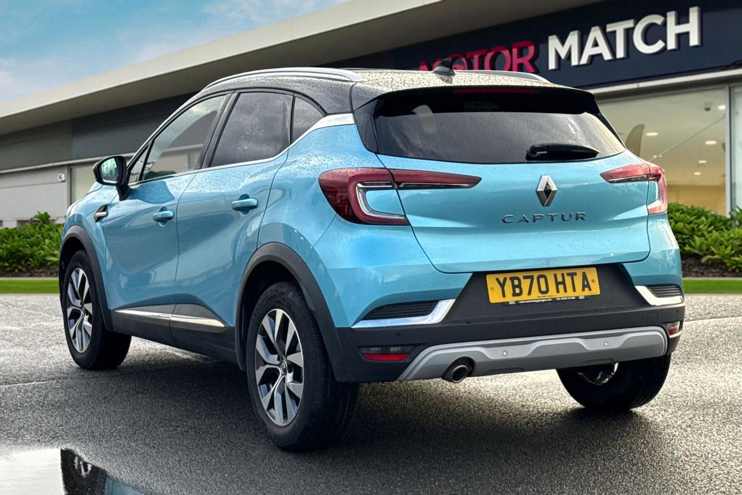 Used Renault Captur 2020 for sale - 76979061: Photo 2