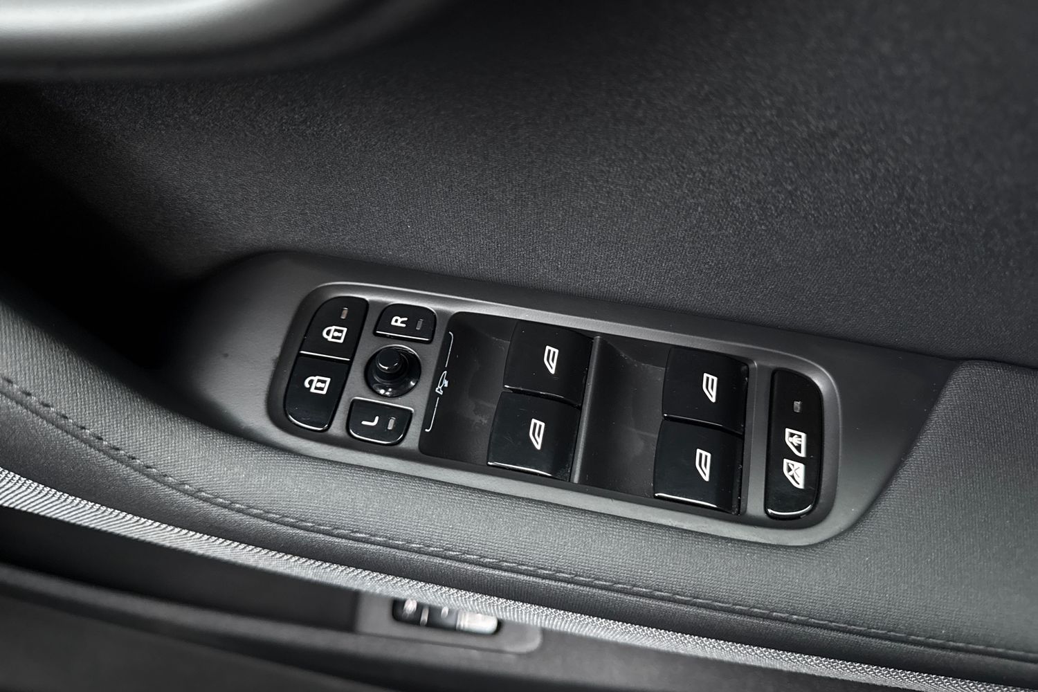 Used Polestar Polestar 2 2023 for sale - 77037337: Photo 38