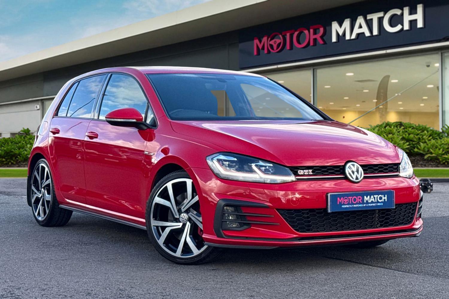 Used Volkswagen Golf 2019 for sale - 76351861: Photo 1