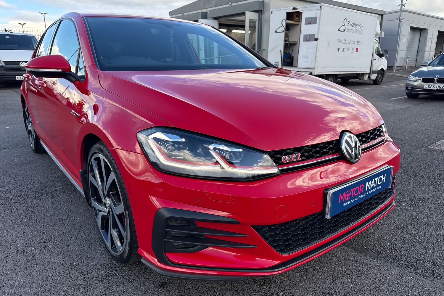 Used Volkswagen Golf 2019 for sale - 76351861: Photo 17