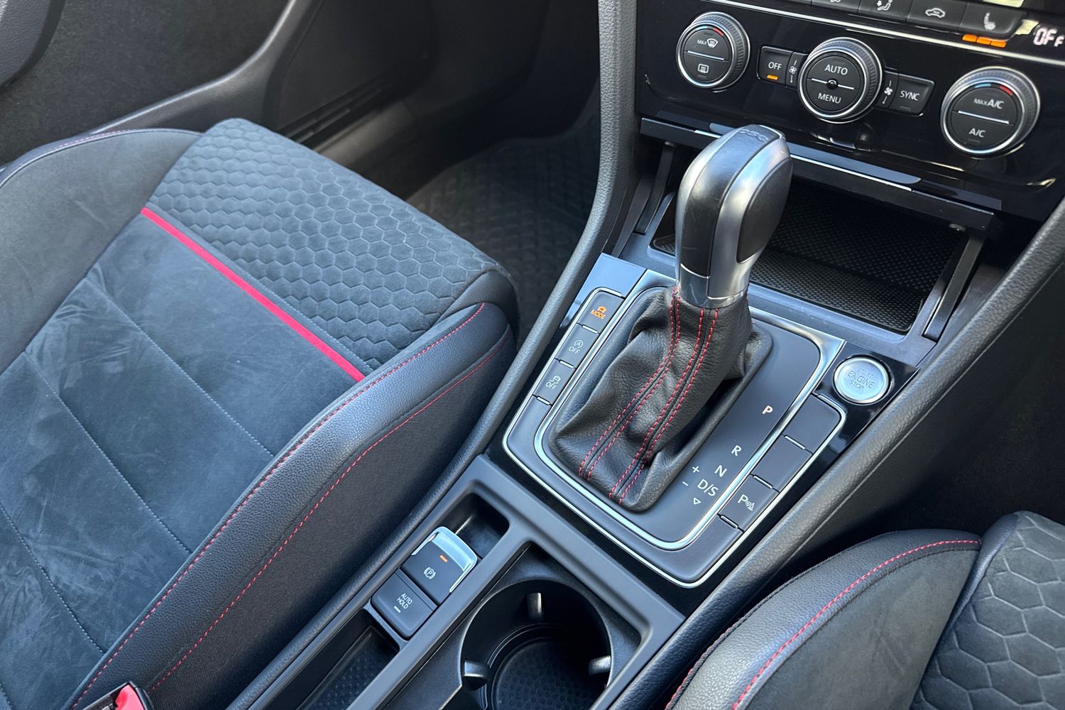 Used Volkswagen Golf 2019 for sale - 76351861: Photo 20