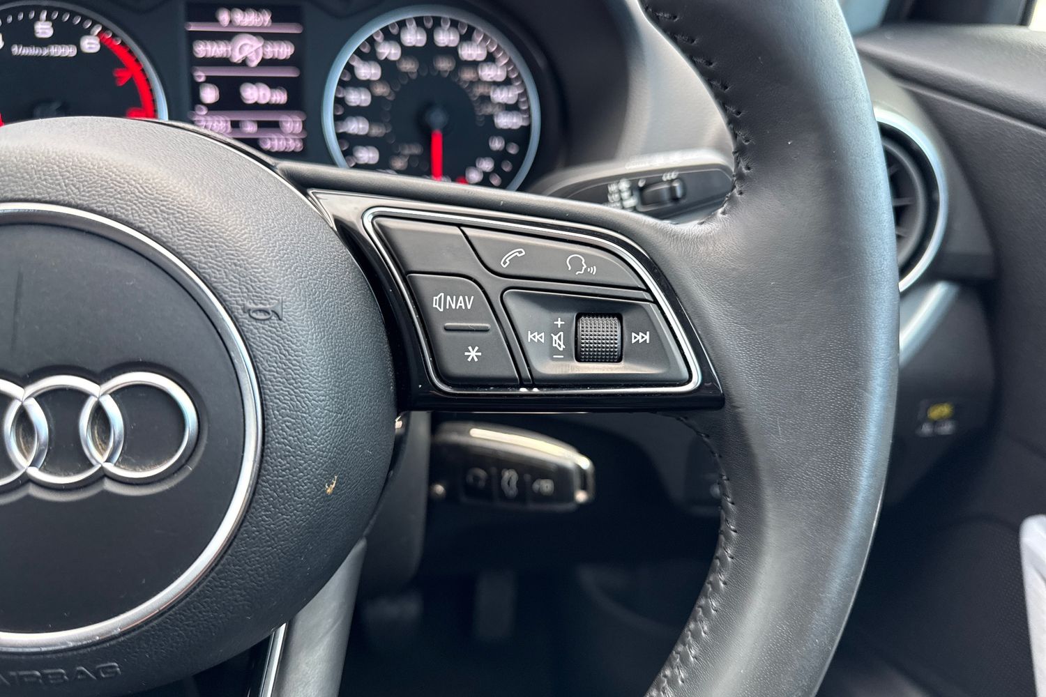 Used Audi Q2 2018 for sale - 76876008: Photo 40