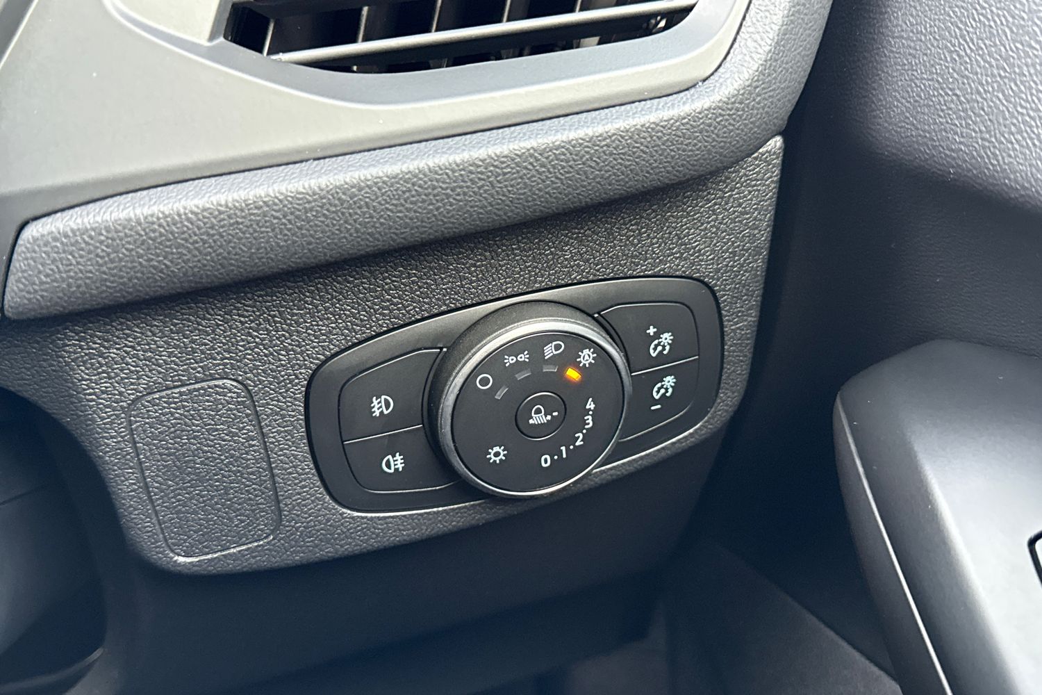 Used Ford Focus 2020 for sale - 76961680: Photo 41