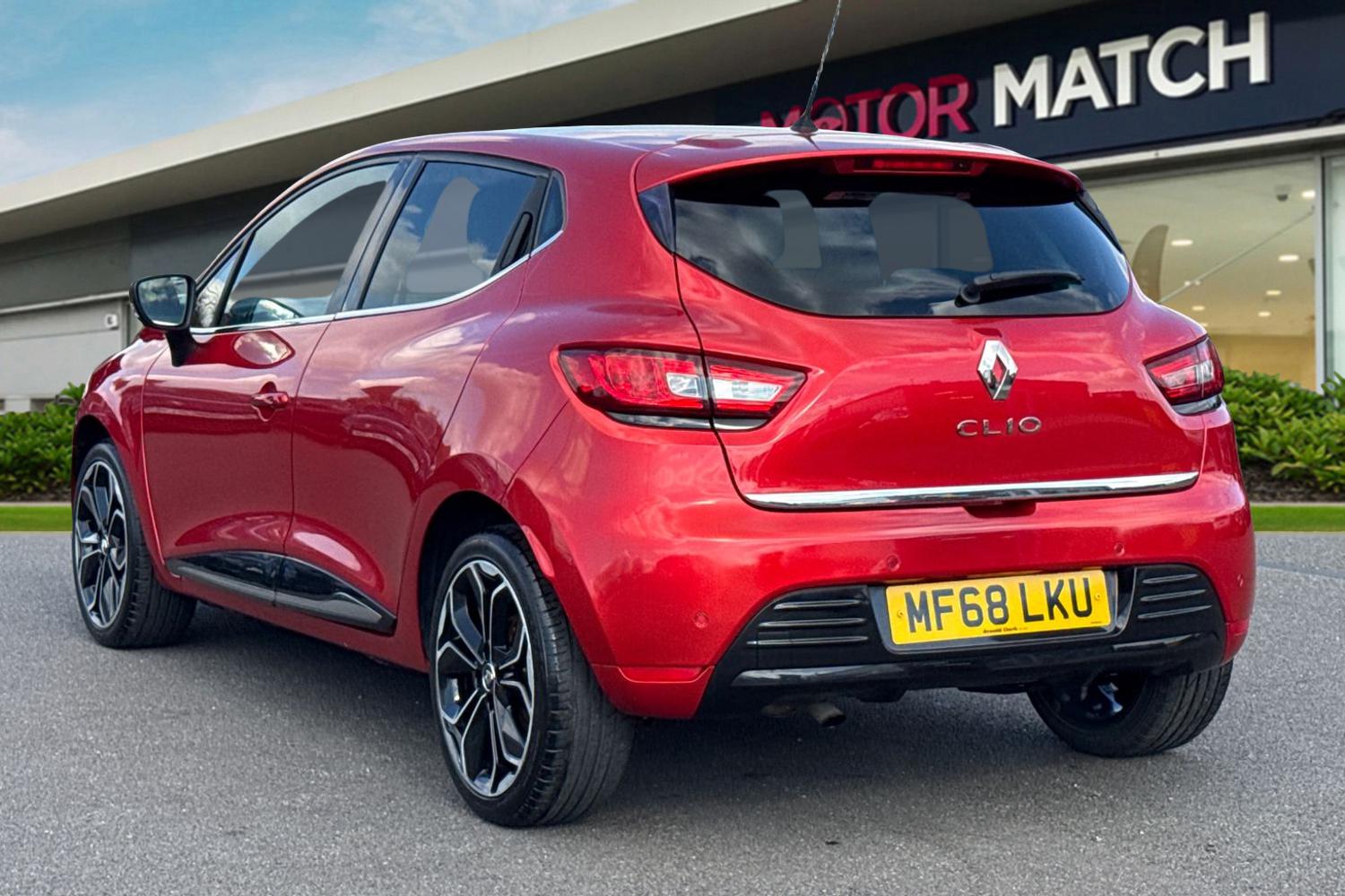 Used Renault Clio 2018 for sale - 78107403: Photo 2