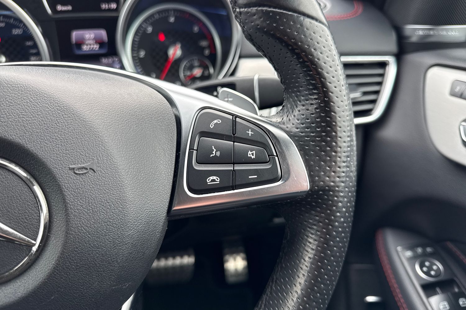 Used Mercedes-Benz GLE 2019 for sale - 78043440: Photo 41