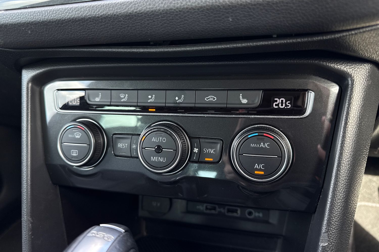 Used Volkswagen Tiguan 2018 for sale - 78155107: Photo 22