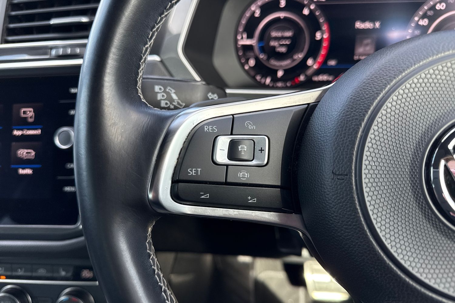 Used Volkswagen Tiguan 2018 for sale - 78155107: Photo 41