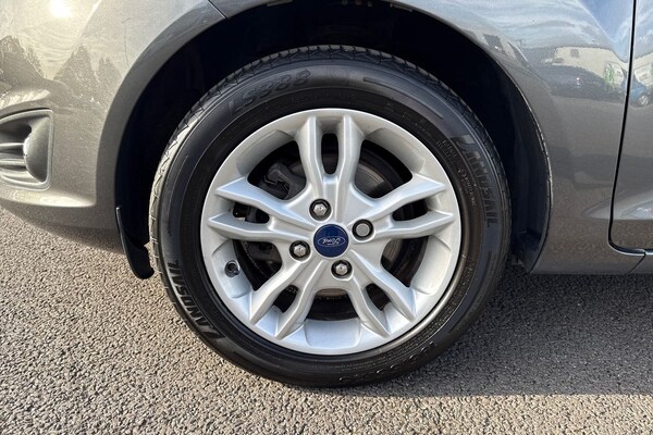 Used Ford Fiesta 2016 for sale - 76236827: Photo 12