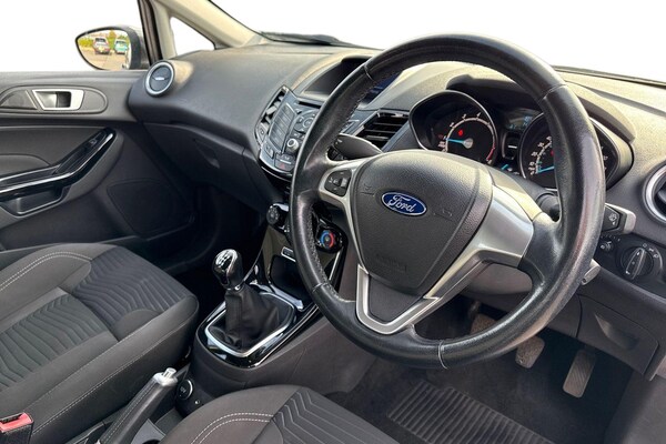 Used Ford Fiesta 2016 for sale - 76236827: Photo 13
