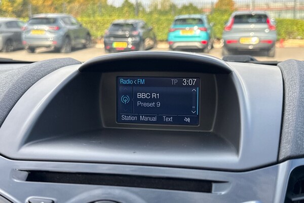 Used Ford Fiesta 2016 for sale - 76236827: Photo 16