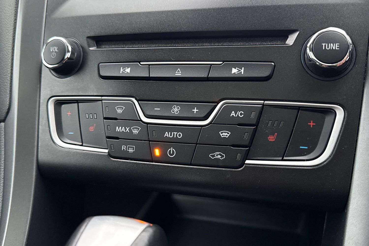 Used Ford Mondeo 2018 for sale - 77337141: Photo 22