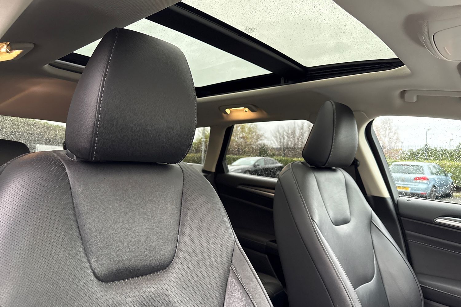 Used Ford Mondeo 2018 for sale - 77337141: Photo 24