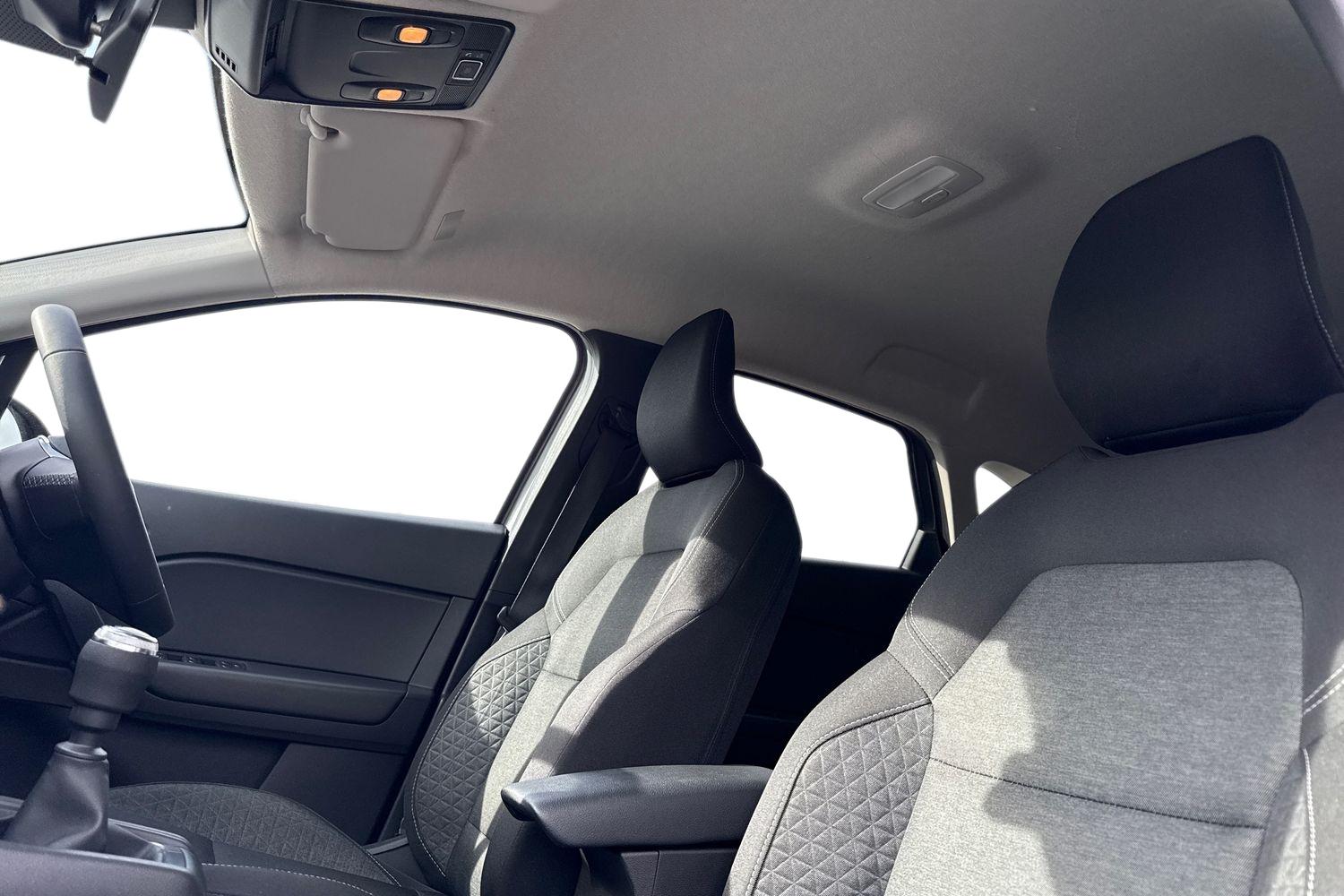 Used Renault Captur 2023 for sale - 77862897: Photo 16