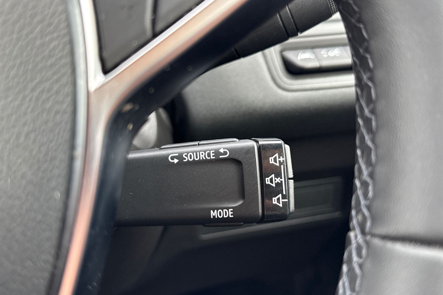 Used Renault Captur 2023 for sale - 77862897: Photo 38