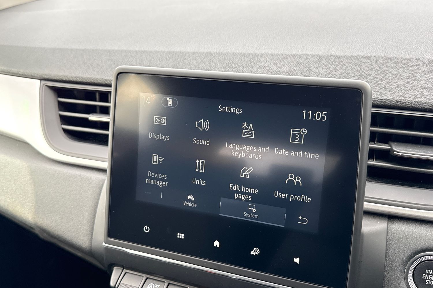 Used Renault Captur 2023 for sale - 77862897: Photo 50