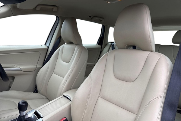 Used Volvo XC60 2014 for sale - 76256996: Photo 16