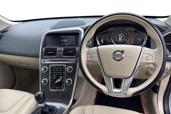 Used Volvo XC60 2014 for sale - 76256996: Photo 18