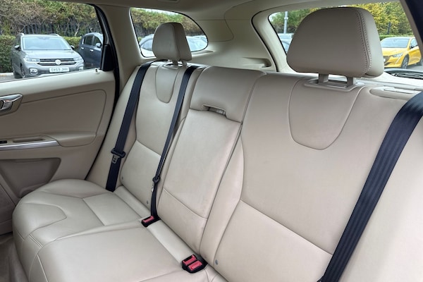 Used Volvo XC60 2014 for sale - 76256996: Photo 19
