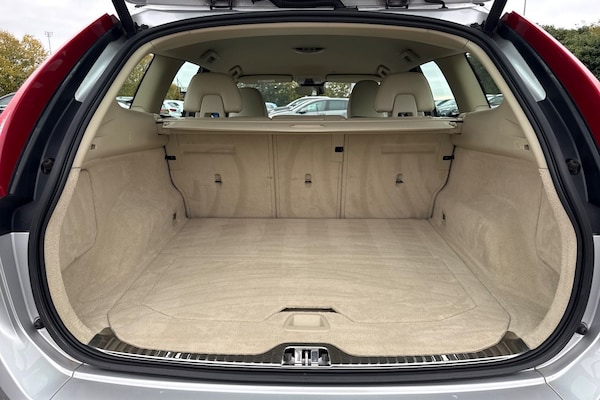 Used Volvo XC60 2014 for sale - 76256996: Photo 7