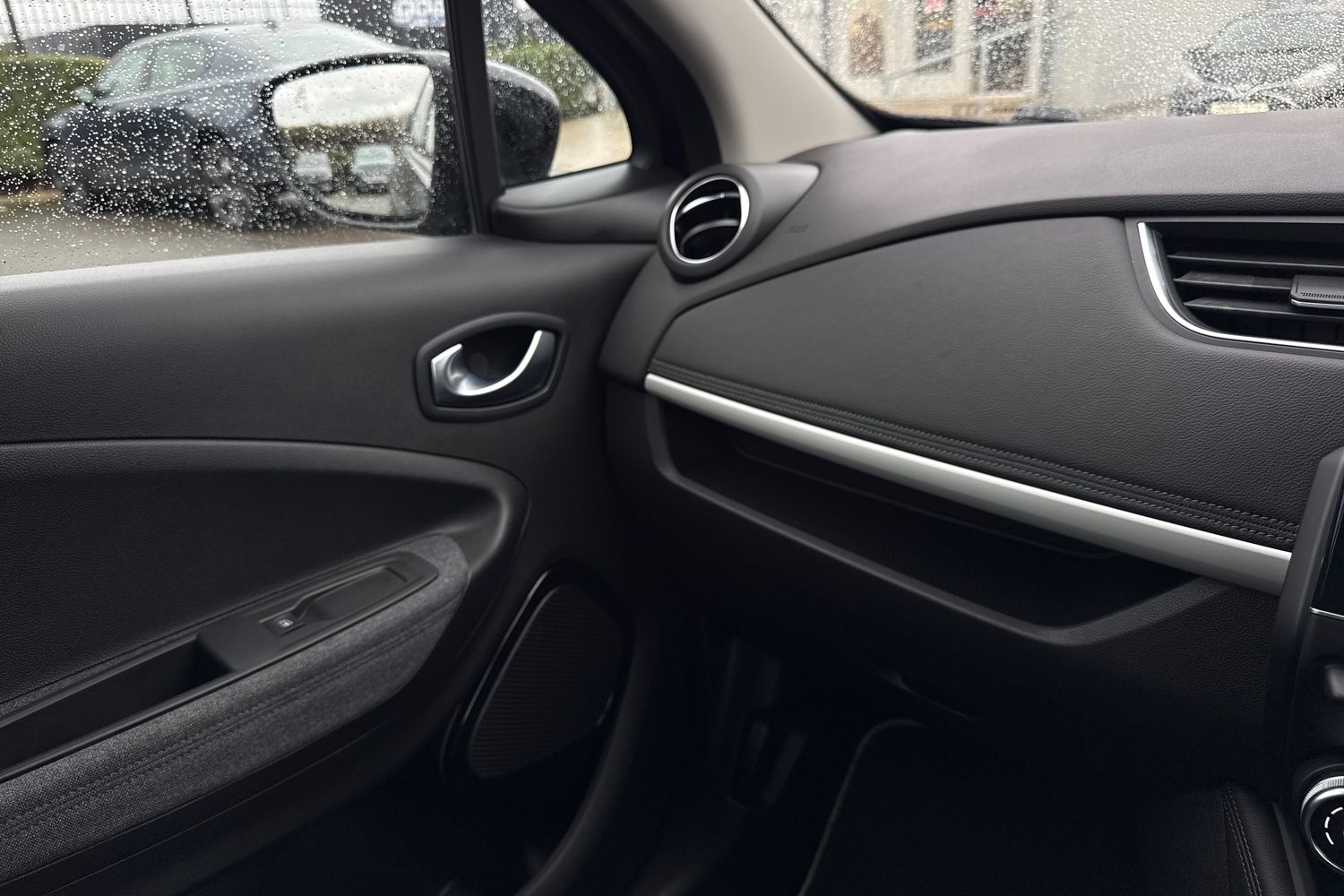 Used Renault Zoe 2021 for sale - 77546577: Photo 60