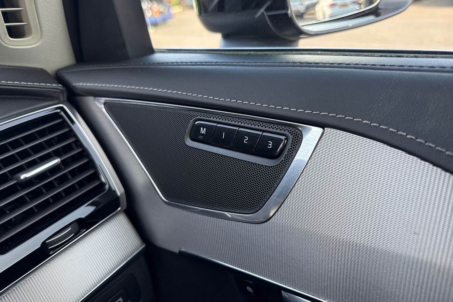 Used Volvo XC90 2016 for sale - 77773986: Photo 45