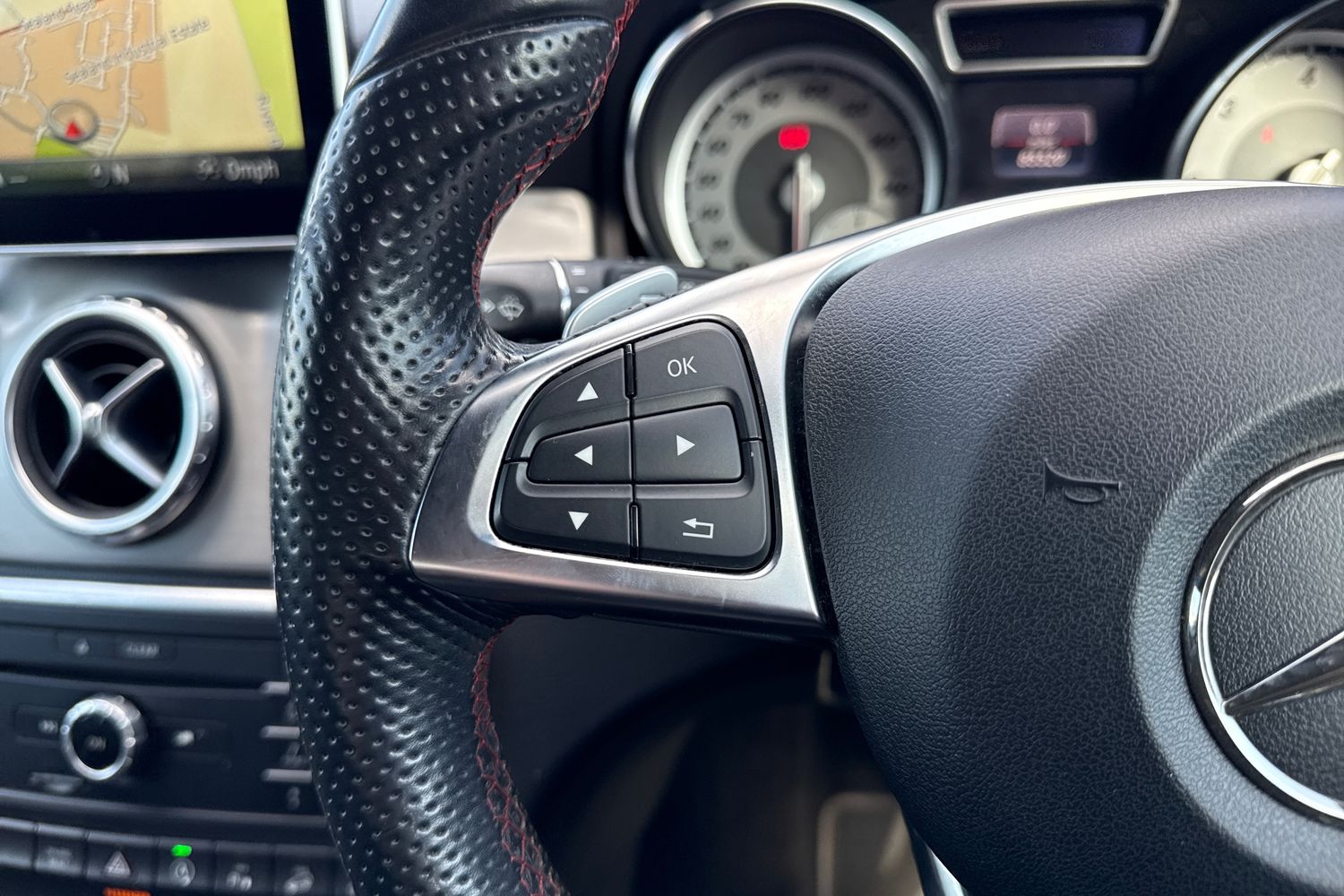 Used Mercedes-Benz GLA 2016 for sale - 78168545: Photo 39