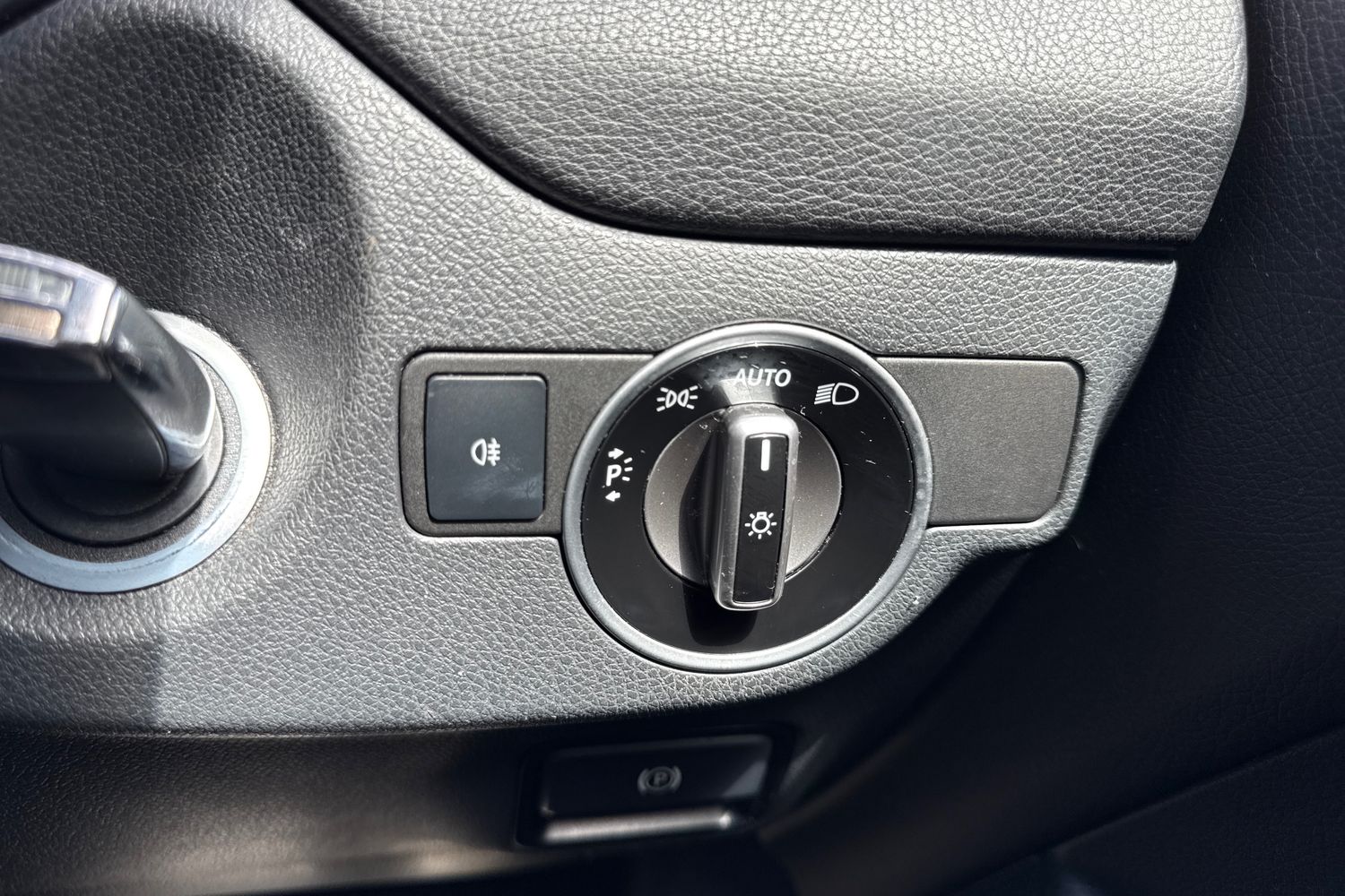 Used Mercedes-Benz GLA 2016 for sale - 78168545: Photo 43