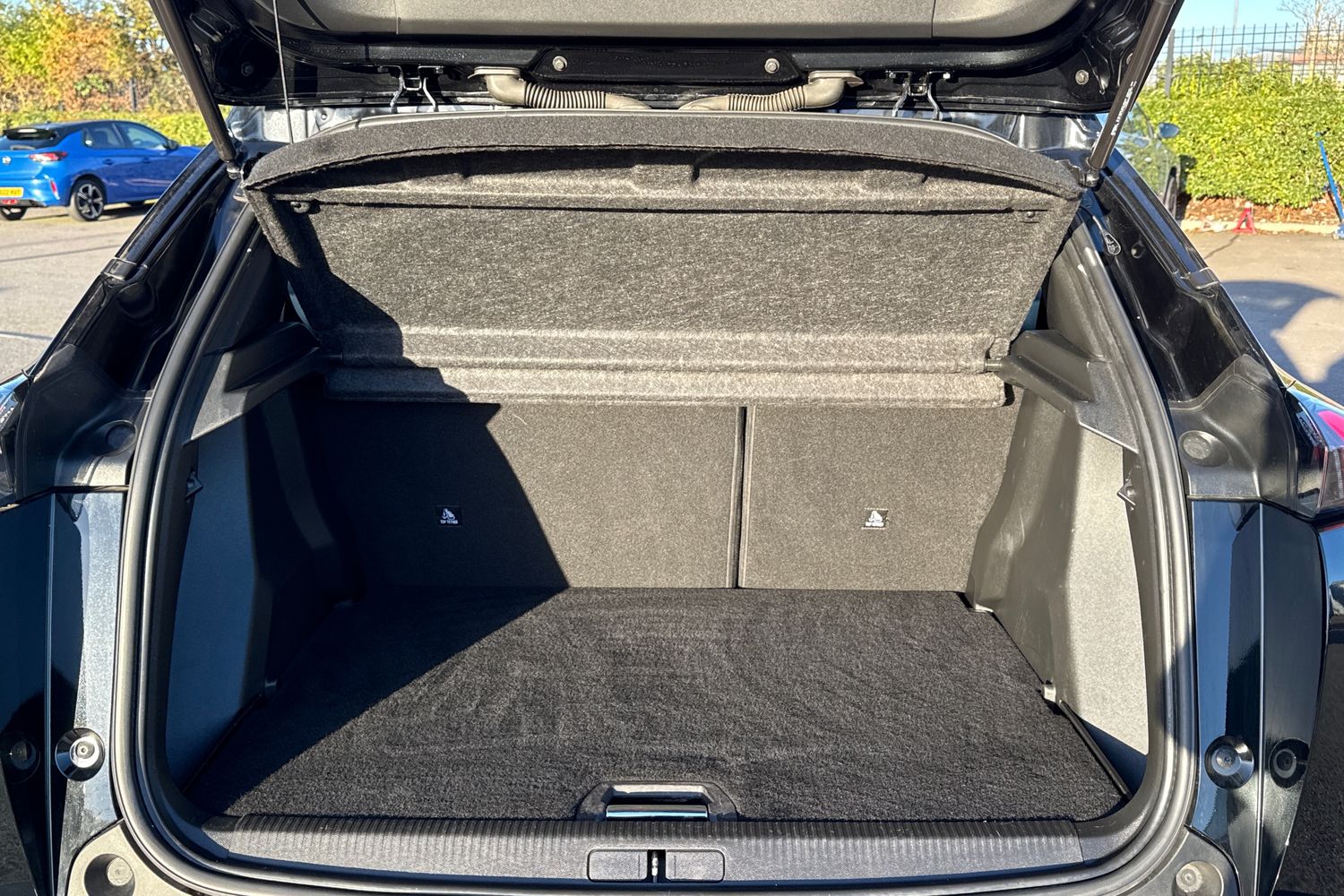 Used Peugeot 2008 2022 for sale - 76649255: Photo 10