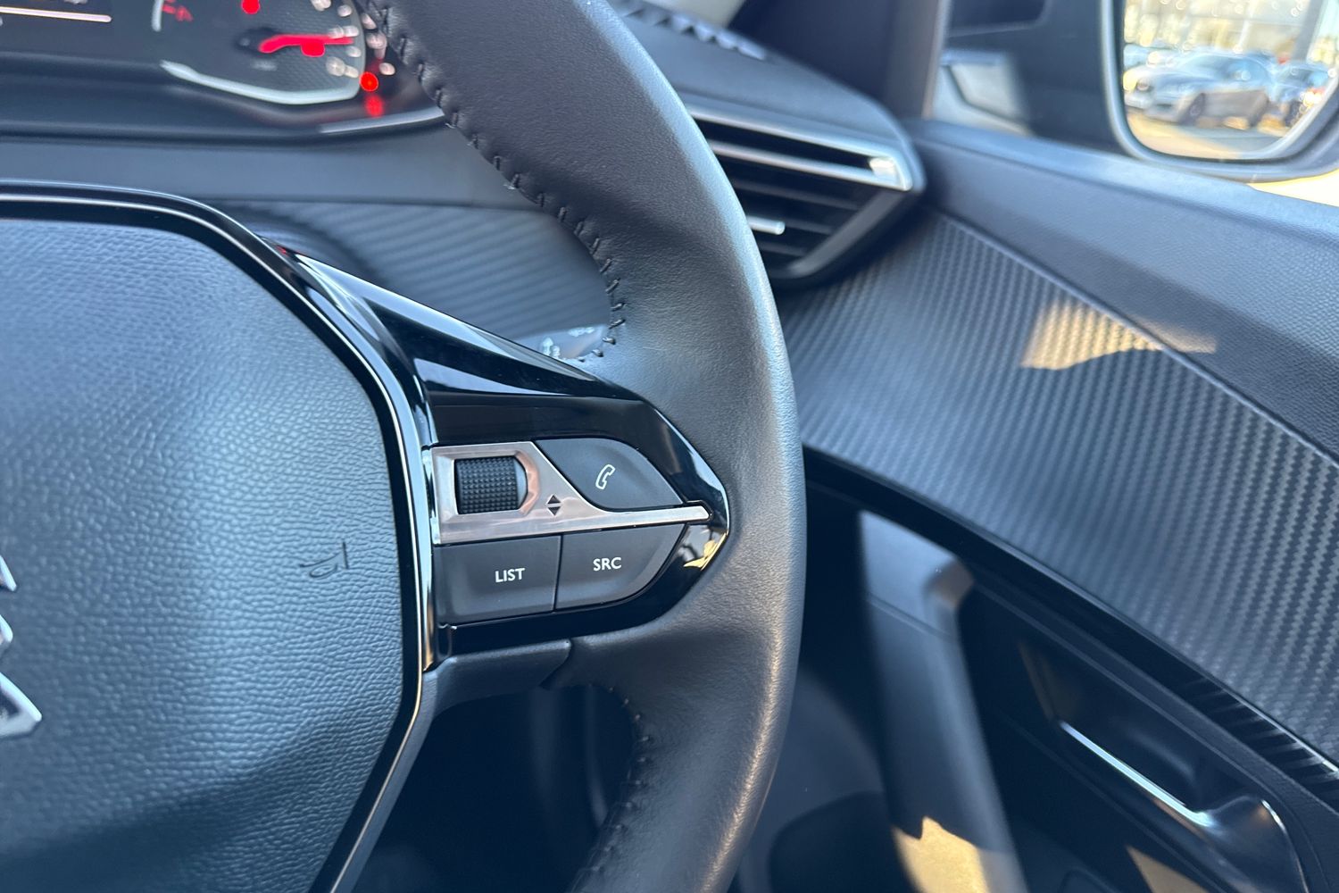 Used Peugeot 2008 2022 for sale - 76649255: Photo 38