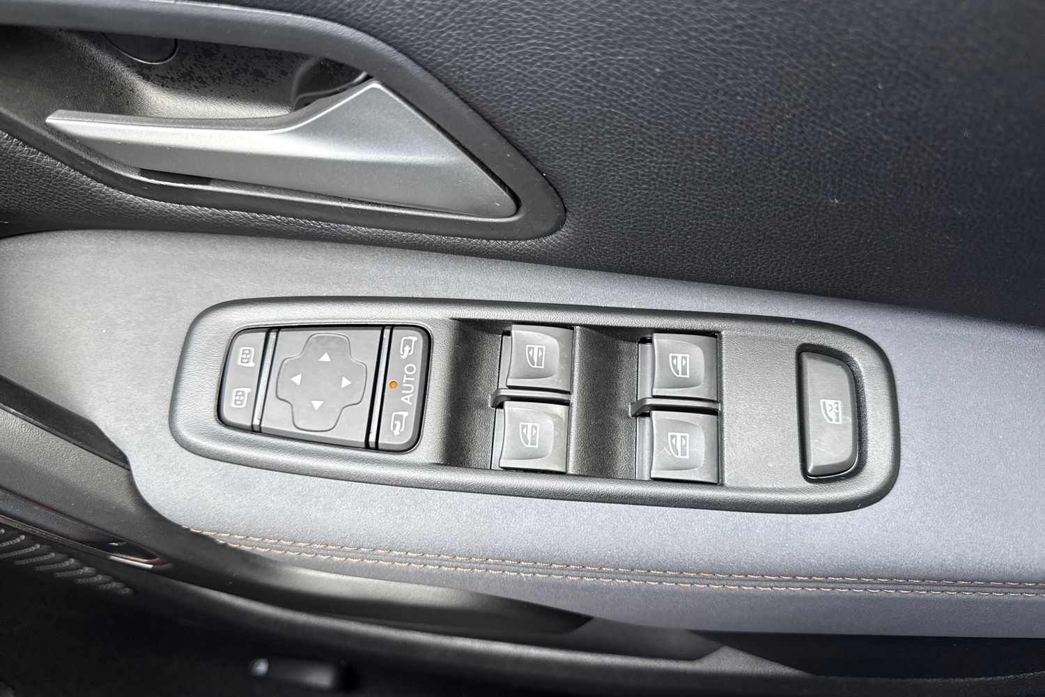 Used Dacia Duster 2024 for sale - 76761215: Photo 42