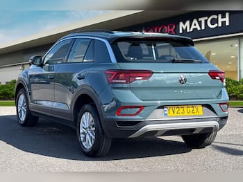 Used Volkswagen T-Roc 2023 for sale - 79858586: Photo