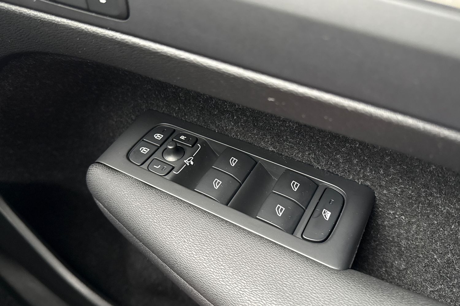 Used Volvo XC40 2020 for sale - 76502854: Photo 43