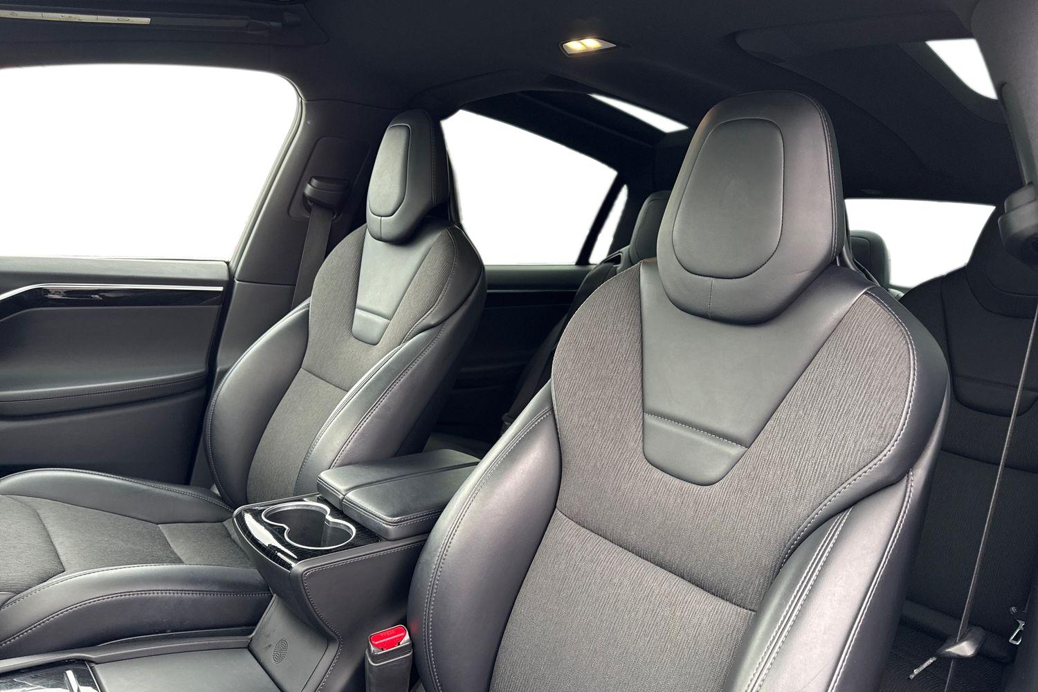 Used Tesla Model X 2017 for sale - 77728604: Photo 16