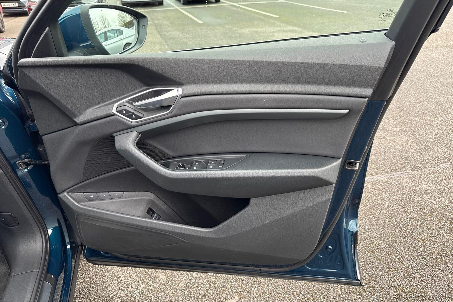 Used Audi e-tron 2020 for sale - 77703363: Photo 17