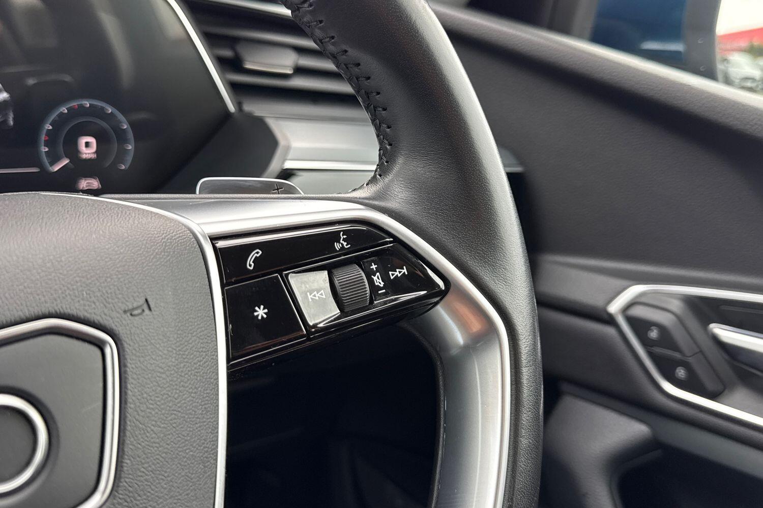 Used Audi e-tron 2020 for sale - 77703363: Photo 38