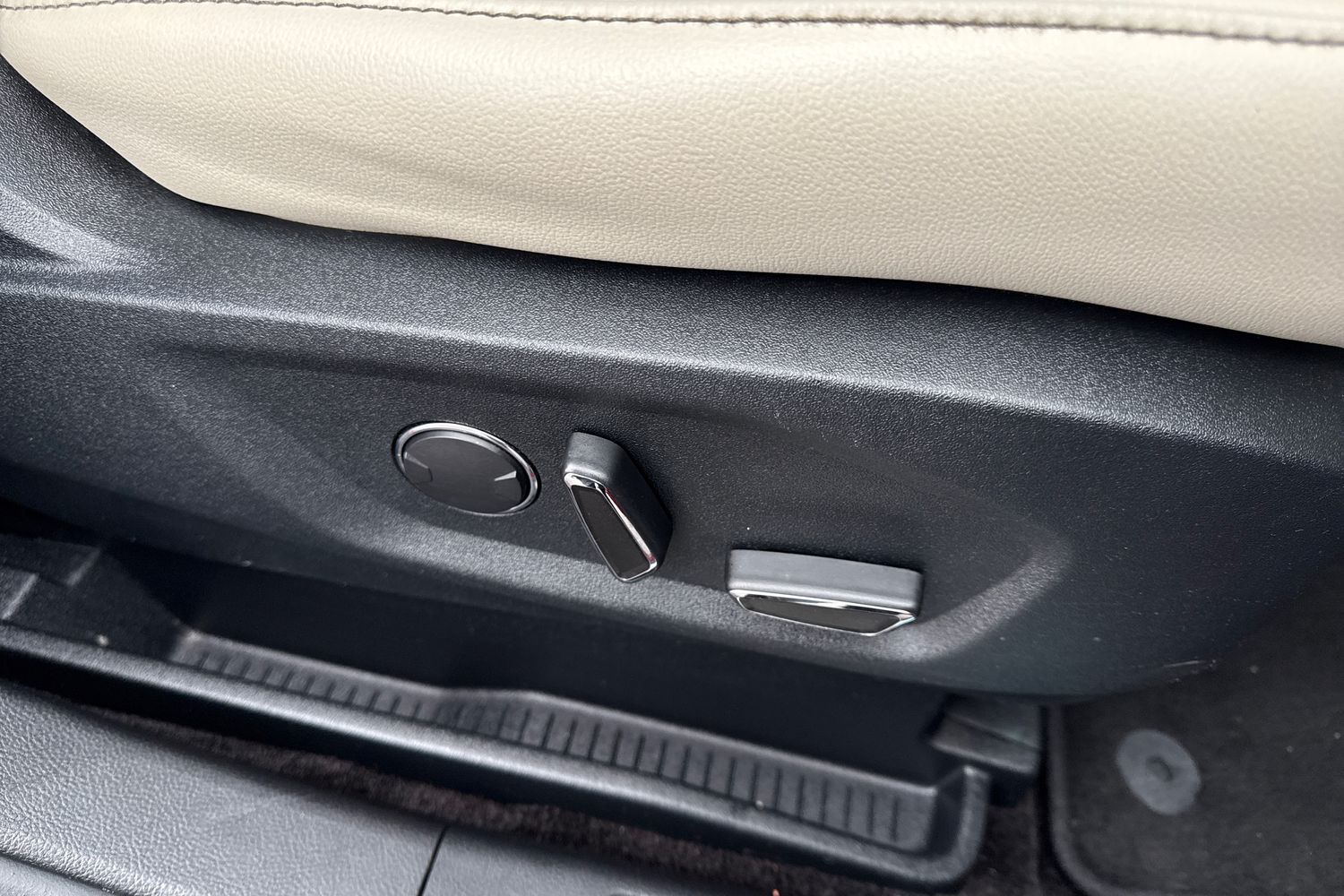 Used Ford Edge 2017 for sale - 77458801: Photo 39