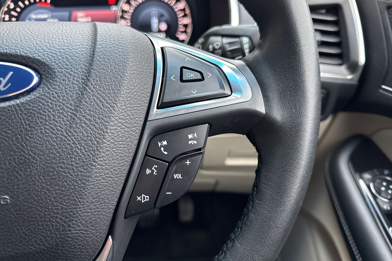 Used Ford Edge 2017 for sale - 77458801: Photo 42