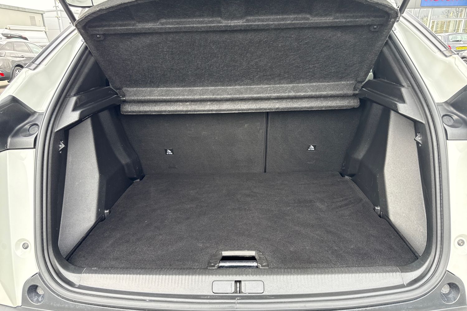 Used Peugeot 2008 2020 for sale - 77368600: Photo 7