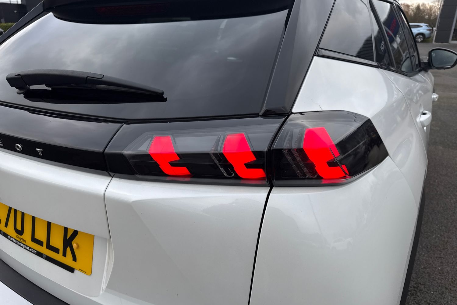 Used Peugeot 2008 2020 for sale - 77368600: Photo 8