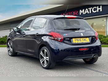 Used Peugeot 208 2016 for sale - 79073265: Photo