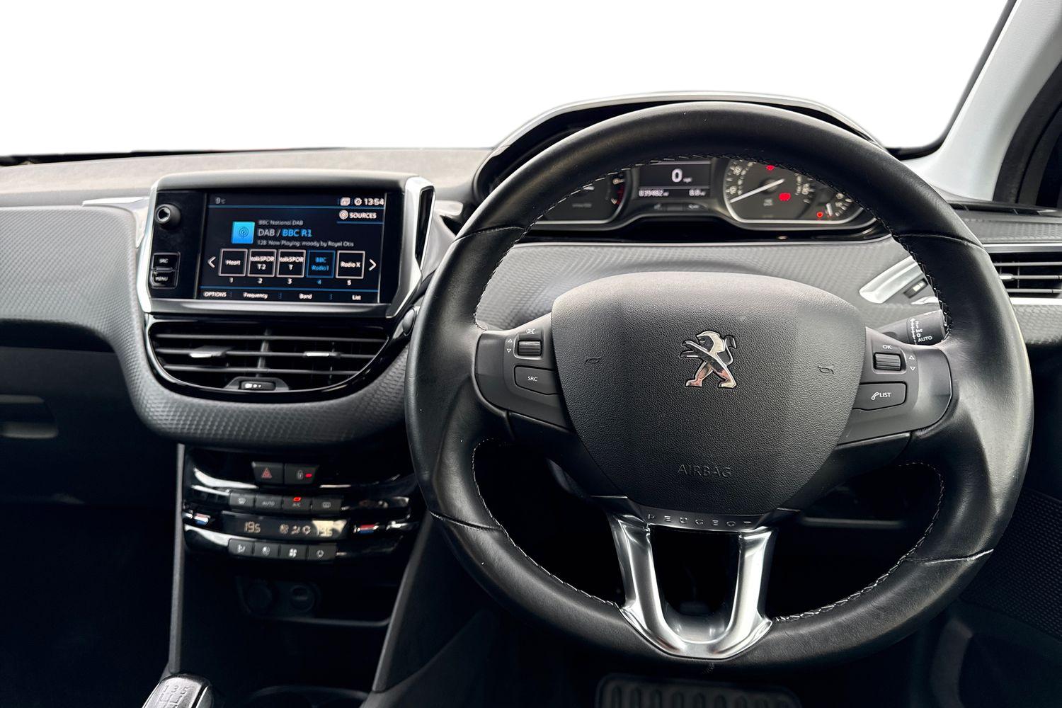 Used Peugeot 208 2019 for sale - 77348279: Photo 18