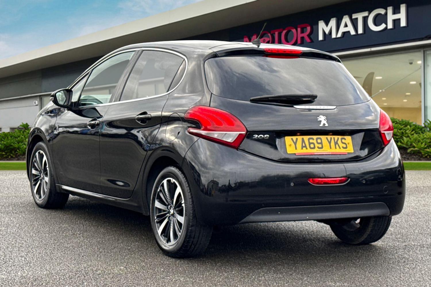 Used Peugeot 208 2019 for sale - 77348279: Photo 2