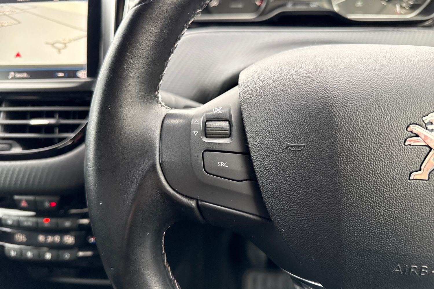 Used Peugeot 208 2019 for sale - 77348279: Photo 39