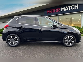 Used Peugeot 208 2019 for sale - 77348279: Photo